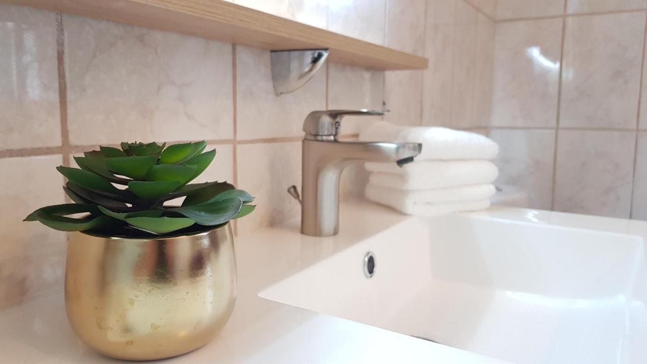 Aroma Green Villa Cagnano Екстер'єр фото